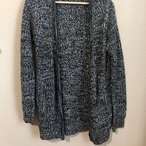 comfy cardigan silence & noise